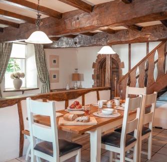 Cockermouth House | Riverside Country House and Cottage