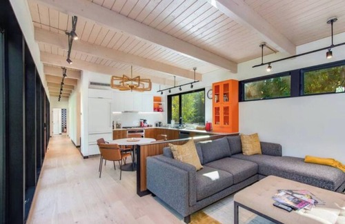 Randle House | Riverside Escape/Hot Tub