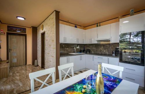 Chlaba Apartment | Riverside Forest Apartment & Spa