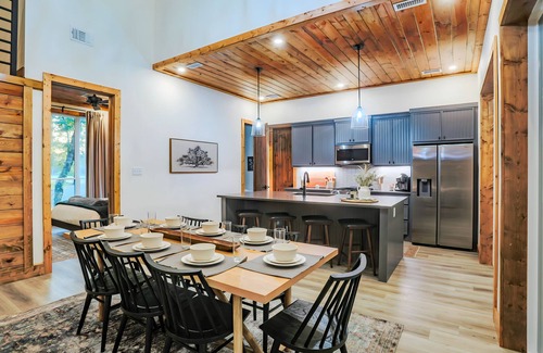 Broken Bow Cabin | Riverside Retreat near Broken Bow - Hot Tub, Riverfront, Sleeps 14