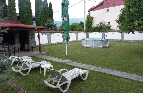 Saraj House | Riverside Villa Matka