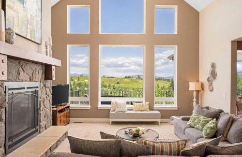 Hood River House | RiverSong Country Chateau