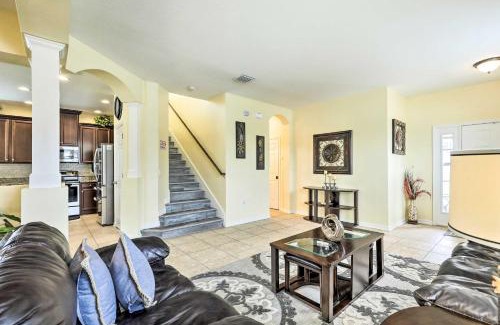 Riverview House | Riverview Abode with Large Backyard and Fire Pit!