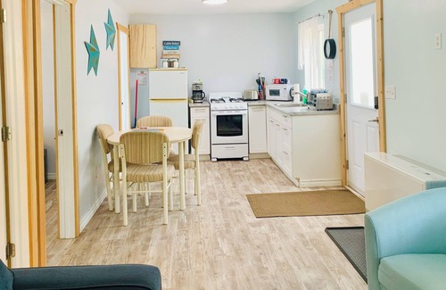 North Bay Cabin | Riverview Cabin Cottage B