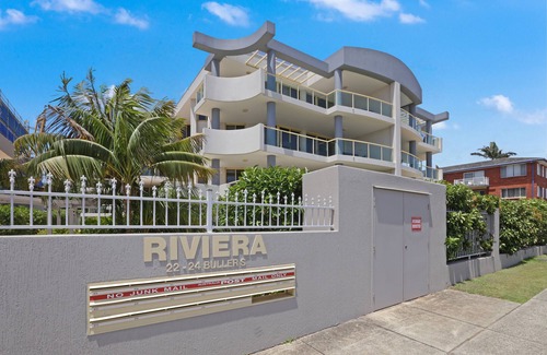 Port Macquarie Apartment | Riviera 203 - Opposite Bowling Club