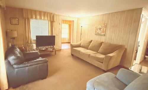 Riviera Beach House | Riviera Haven, 10 Minutes from the Beach, Coastal Town, Quaint & Comfy
