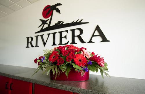North Industrial Hotel | Riviera Motor Inn