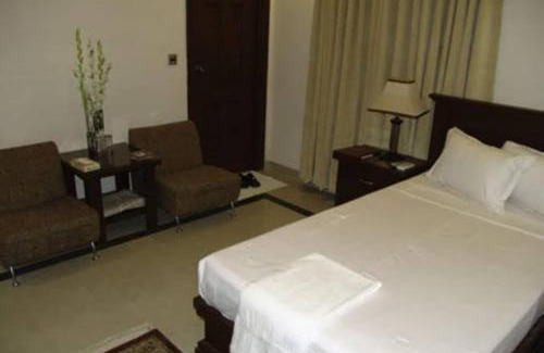 Faisalabad Hotel | Rizqhotel