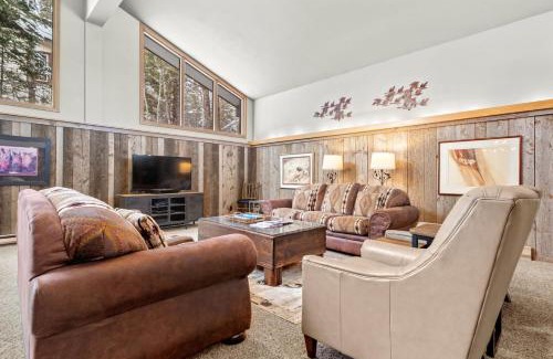 Teton Village House | RMR: Elkhorn Lodge Home in Teton Village