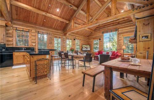 Granite Ridge Villa | RMR: Granite Ridge Cabin 7586 in Teton Village