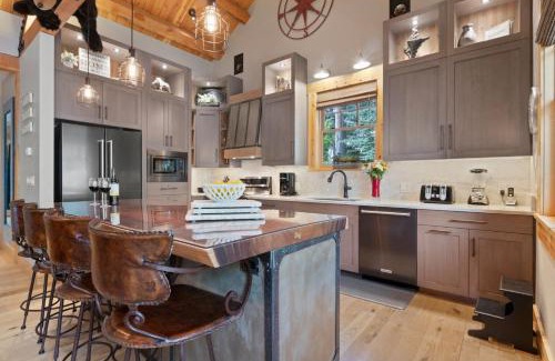 Granite Ridge House | RMR: Granite Ridge Homestead 3132 in Teton Village