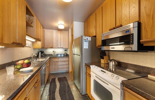 Moose Wilson Road House | RMR: Greyling 4513 Condo in The Aspens/Wilson,WY