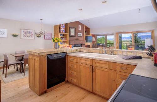 Teton Village Villa | RMR: Snow Ridge 4 Condo in Teton Village