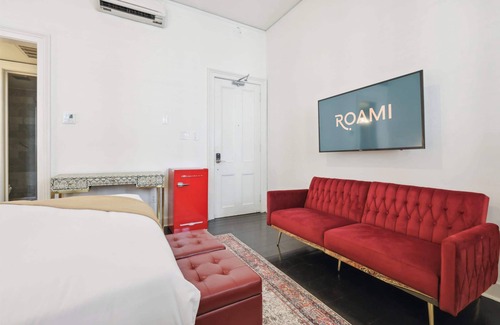 French Quarter Hotel | Roami at St. Helene | Chartres St. Combo #20