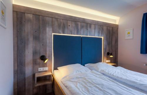 Hedwigenkoog House | Robbe