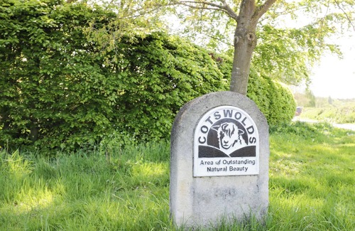 Quedgeley Cottage | Robbie's Barn