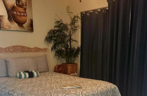 Wailuku House | Robbins Estate