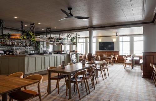 Waterhouse Hotel | Robe Hotel
