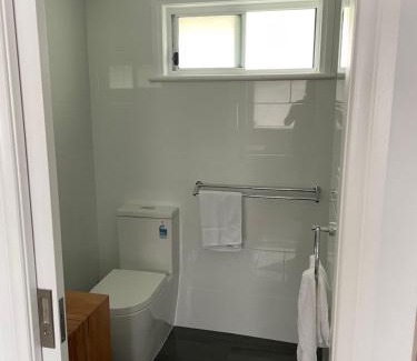 Waterhouse Hotel | Robe Nampara Cottages
