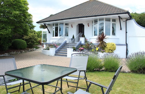 Saint Austell Bay Cottage | Robin Hill