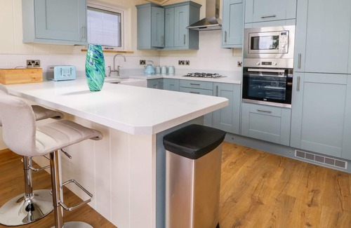 Gargrave House | ROBIN LODGE, family friendly, character holiday cottage in Gargrave