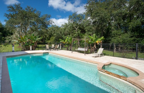 Winter Springs House | Robin's Nest (Rent the whole house)