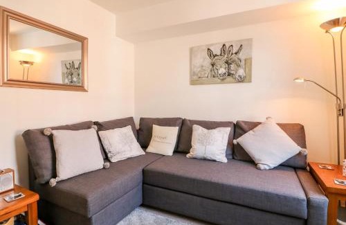 Ashbourne House | Robin's Nook