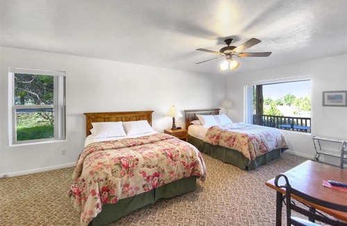 Mammoth Creek House | Robins Roost B