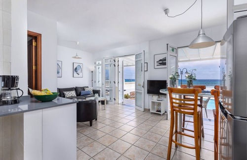 Punta Mujeres Ski Chalet | ROCAMAR, Sol y Mar