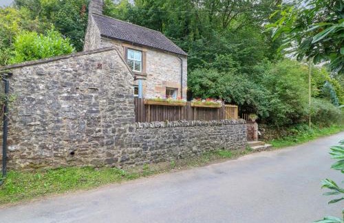 Alstonfield House | Rock Cottage