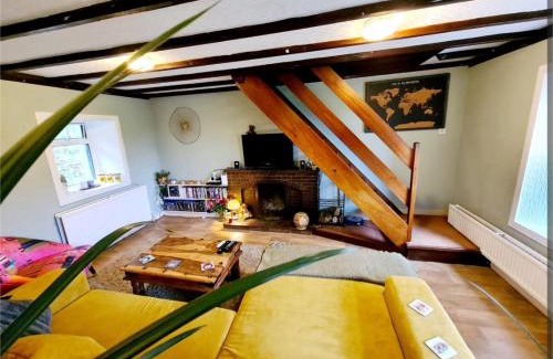 Lamlash House | Rock Cottage