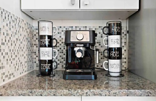 Round Rock House | Rock House Retreat w/hot tub and fireplace. Pet Friendly!