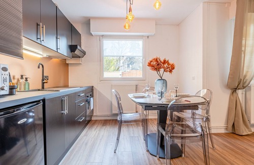 Plantieres Queuleu Apartment | Rock in Share - L'Escapade