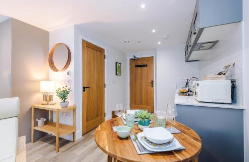 Stoney Middleton Apartment | Rock Mill - Deluxe Studio Apartments