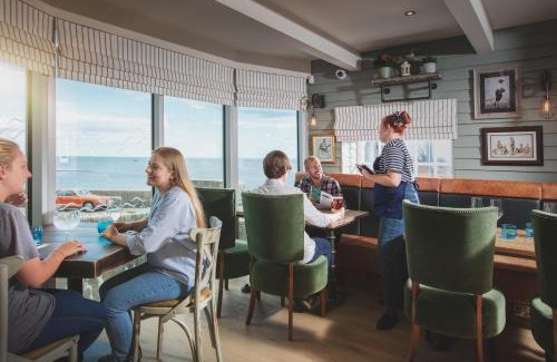 Lyme Regis Hotel | Rock Point Inn