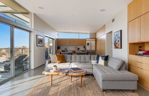 Yucca Valley House | Rock Reach House by Fieldtrip | Boulders + Views