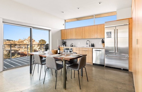 Yucca Valley House | Rock Reach House by Fieldtrip | Boulders + Views