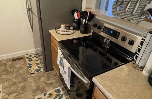 Delbarton House | Rockhouse hillside retreat