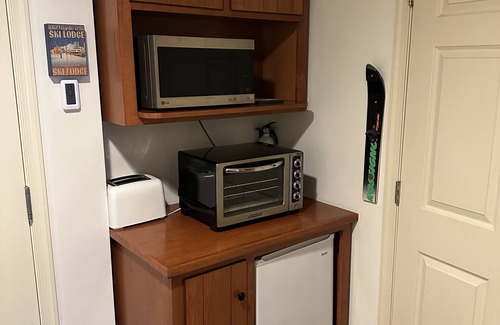 Mercersburg Condo | Rockwell Suite #104 at The Inns of Whitetail