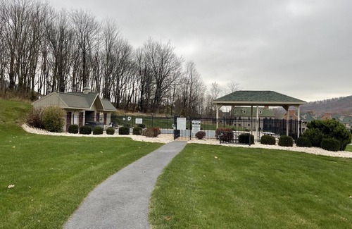 Mercersburg Apartment | Rockwell Suite at the Inns of Whitetail