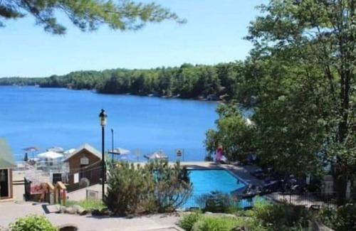 Seguin House | Rocky Crest Cottage