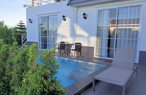 Pong Ta Long Villa | Rocky Pool Villa Khaoyai