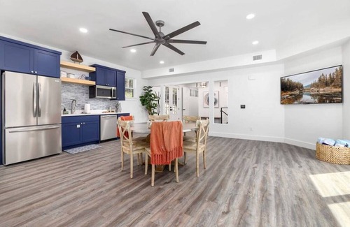 Rogers House | Rocky Summit-Hot Tub-Lake Access & Kayaks-Gameroom