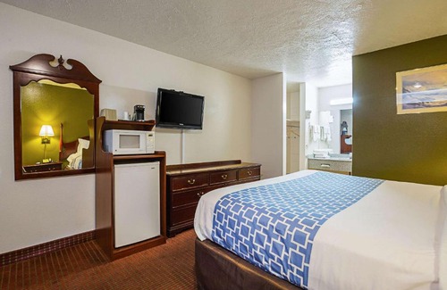 Cedar City Hotel | Rodeway Inn Cedar City