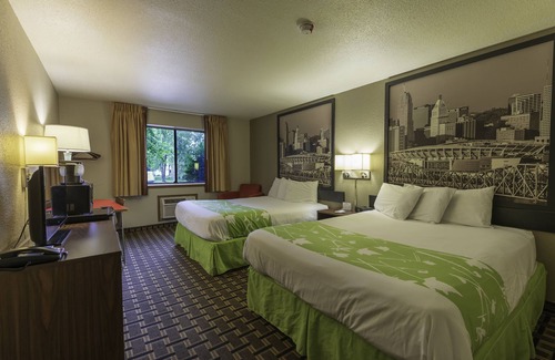 Florence Hotel | Rodeway Inn Florence - Cincinnati South