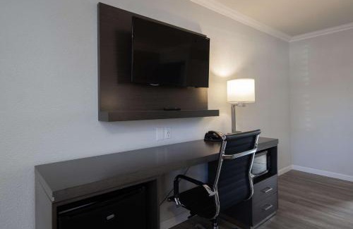 Milpitas Hotel | Rodeway Inn Milpitas near Great Mall