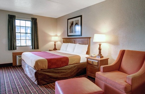 New Braunfels Hotel | Rodeway Inn New Braunfels - San Antonio Area