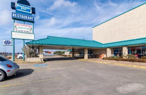 South Arlington Hotel | Rodeway Inn