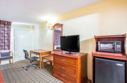 Bonifay Hotel | Rodeway Inn