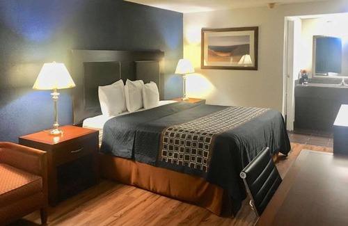 Circleville Hotel | Rodeway Inn